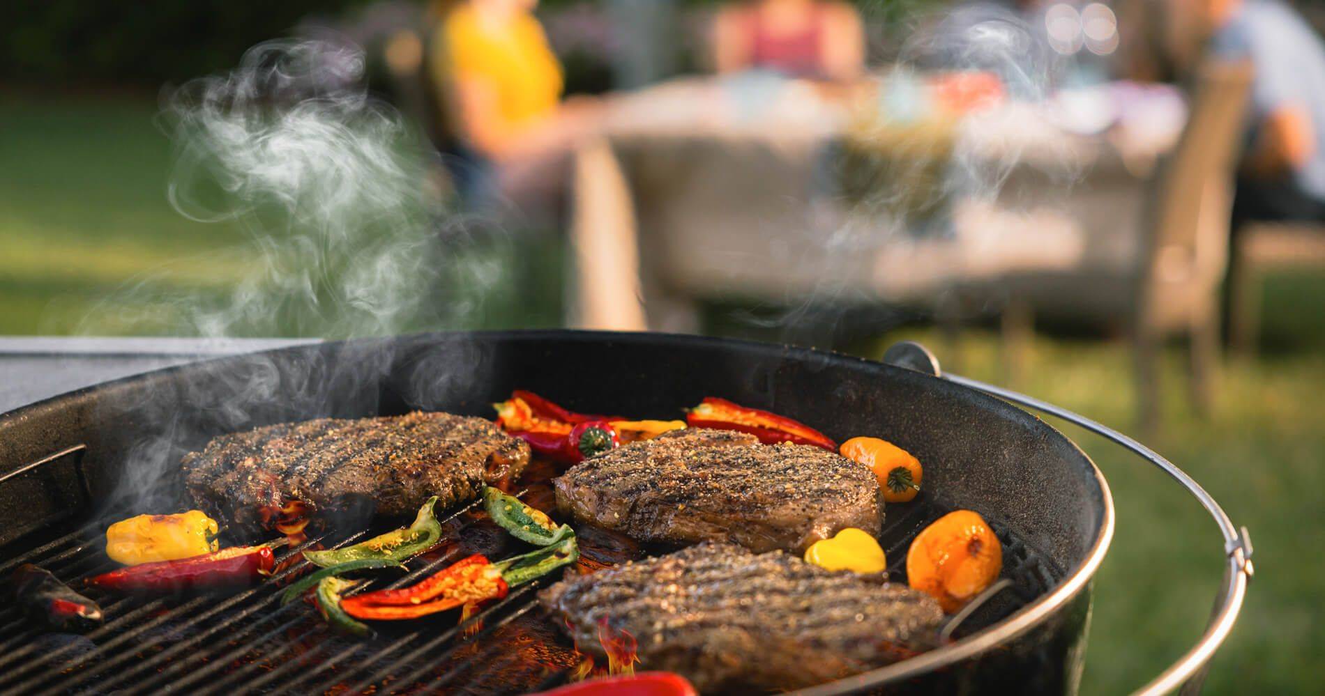 summer-grilling-family-dinner.jpg